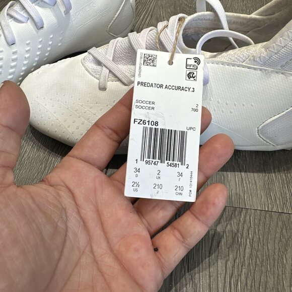 Adidas Predator Accuracy.3 FG Soccer Cleats Shoes White FZ6108 Youth Size 2.5 - Picture 9 of 9